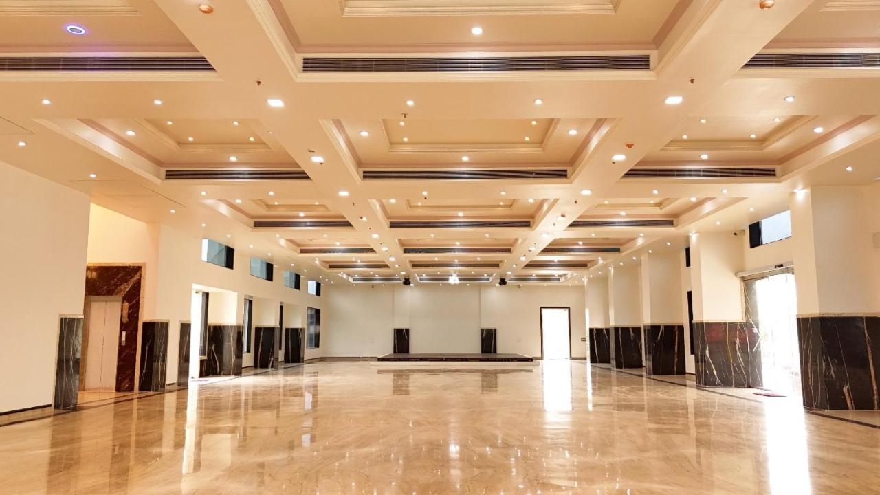 Vedika Garden Hotel Lonavala Eksteriør billede